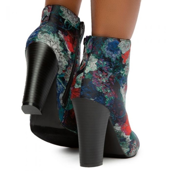 LILIANA SHOES Womens Floral PANNE-1 ANKLE BOOTIES/Boots | NEW/NEW in BOX! 🌸🌺🪻 - Picture 4 of 8